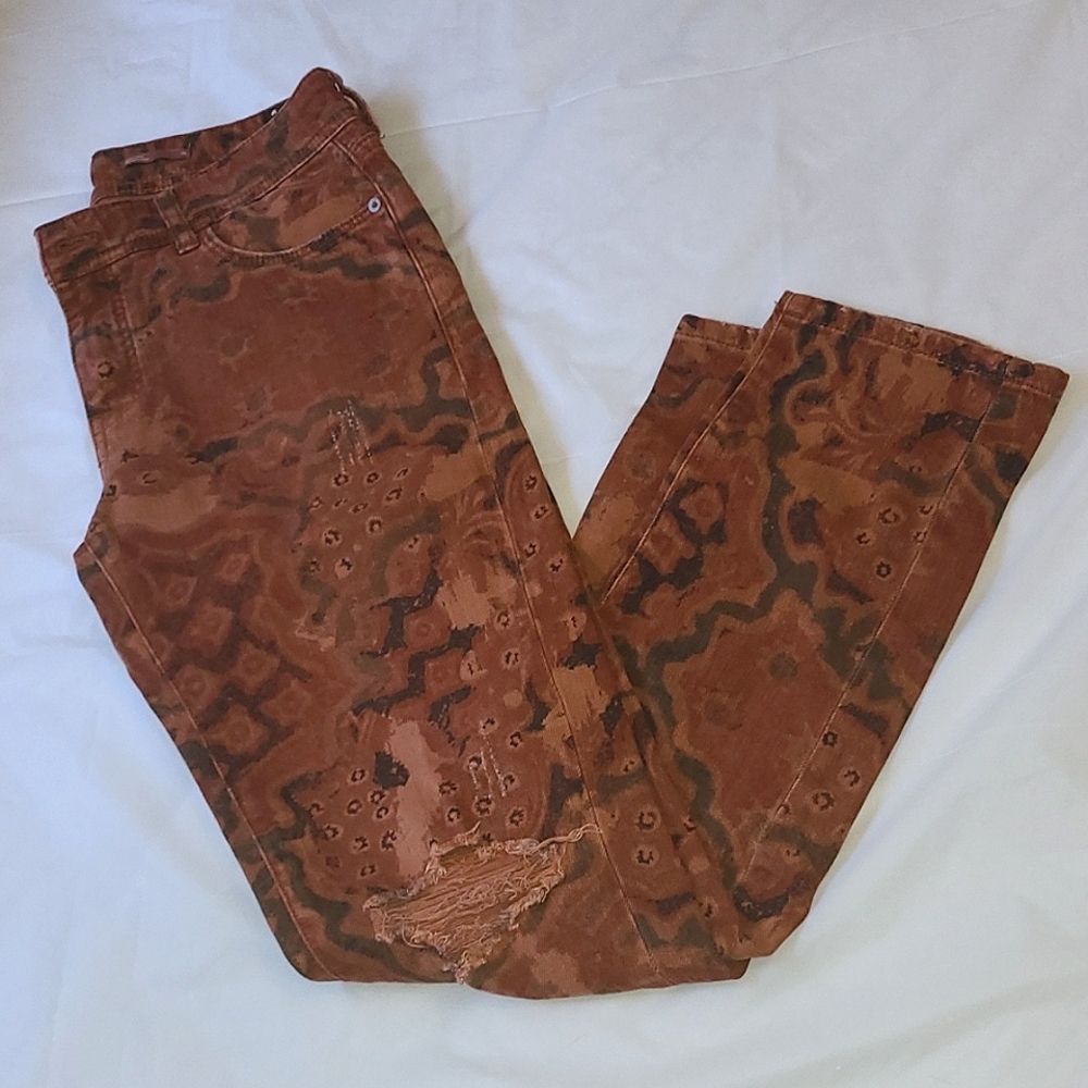EUC Anthropologie Pilcro Slim Boyfriend Jeans Sz 26 Red/Orange, Distressed, Crop - Picture 5 of 16